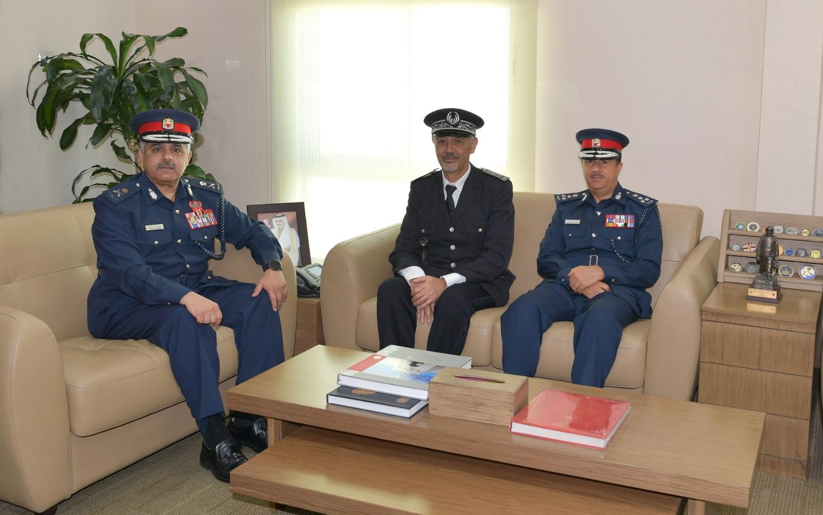 نائب رئيس الأمن العام يستقبل الملحق الأمني لسفارة الجمهورية الفرنسية<